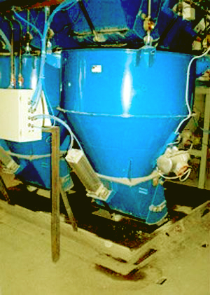 Бункер-дозатор сыпучих материалов